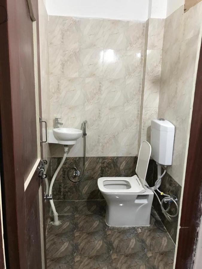 Prestige Guest House & Hostel Bilāspur Kültér fotó